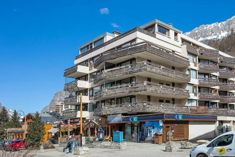 Гостиница Résidence Les Cîmes - Centre Val d'Isère в Валь-д'Изер