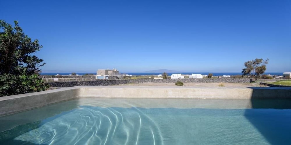 Фото Santopaz Suites