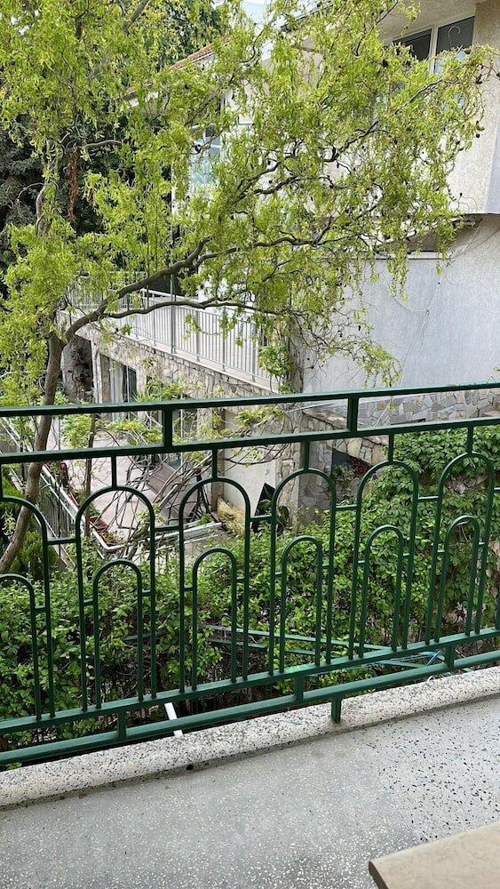 Фото Hayat Hotel Ltd