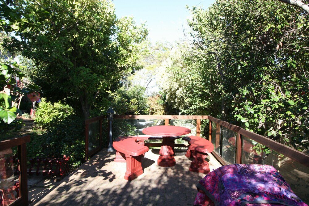 Фото Covenant Well Guest House