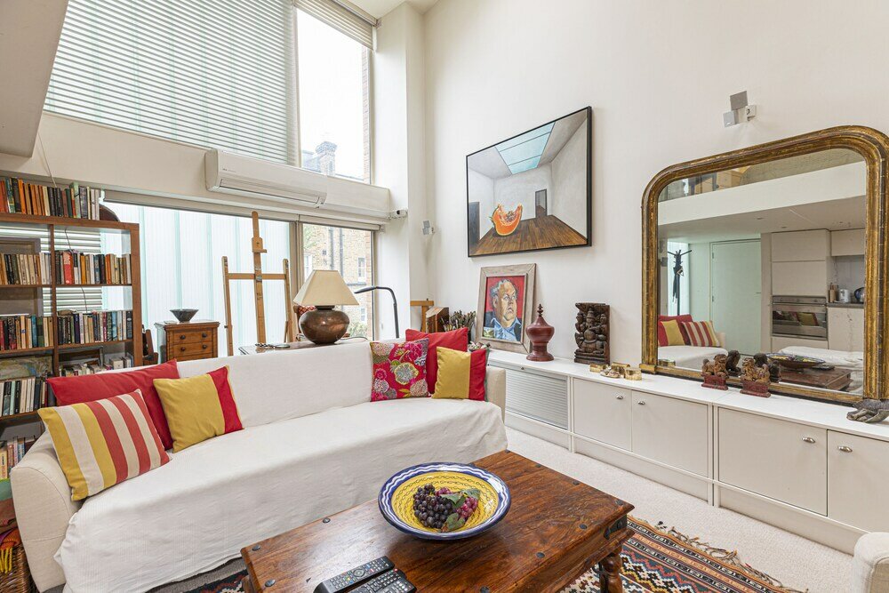 Фото Altido Artsy Studio Flat in Fulham near River Thames