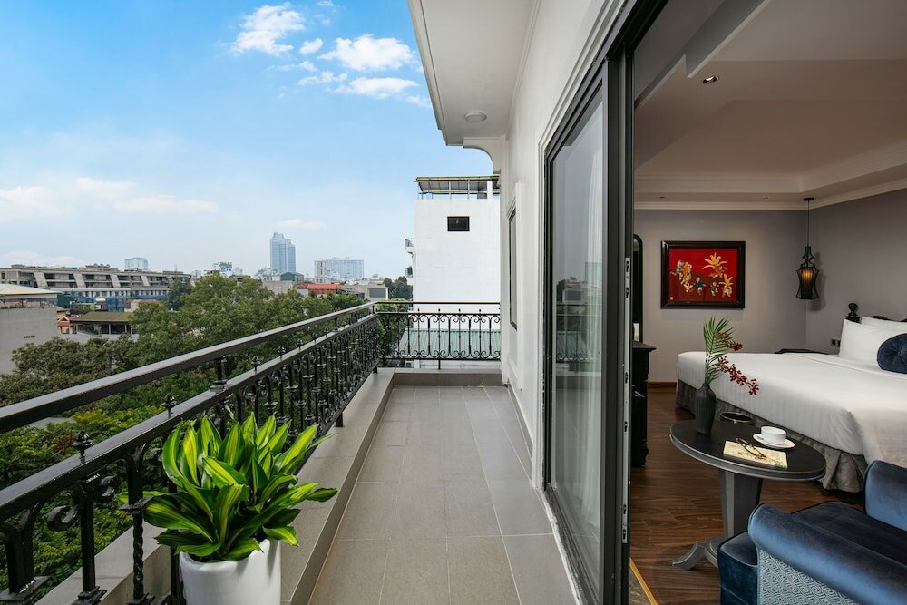 Фото L'Heritage Hotel