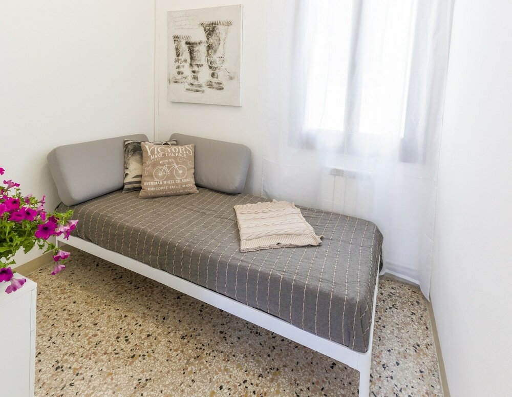 Фото Dorsoduro Charme Apartments