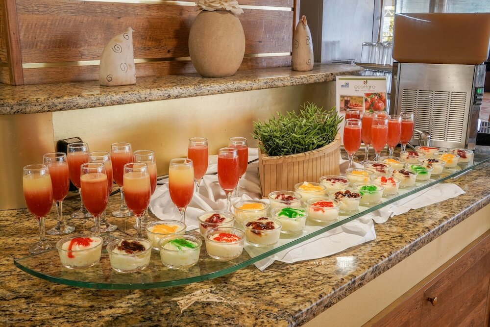 Фото Hotel Sandy Beach - All Inclusive