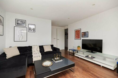 Апартаменты The Graham Park Hideout - Breathtaking 2bdr Flat With Balcony в Лондоне