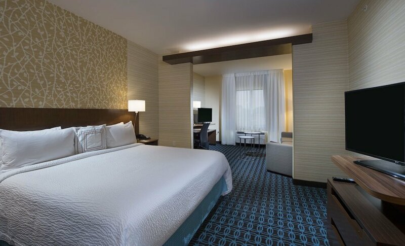 Гостиница Fairfield Inn & Suites by Marriott Houston Pasadena в Пасадине