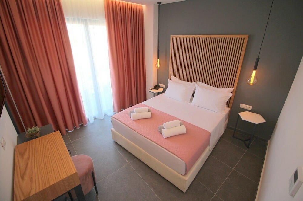 Фото Blue Eye Hotel