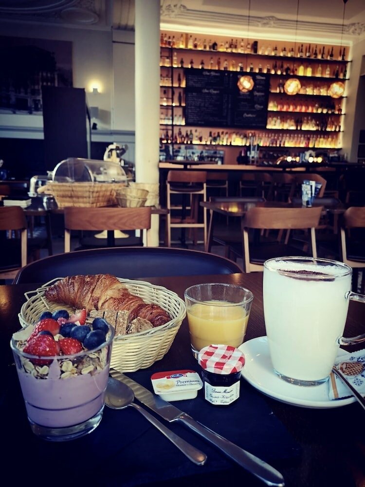 Фото Los Lorentes Residences - Bulle