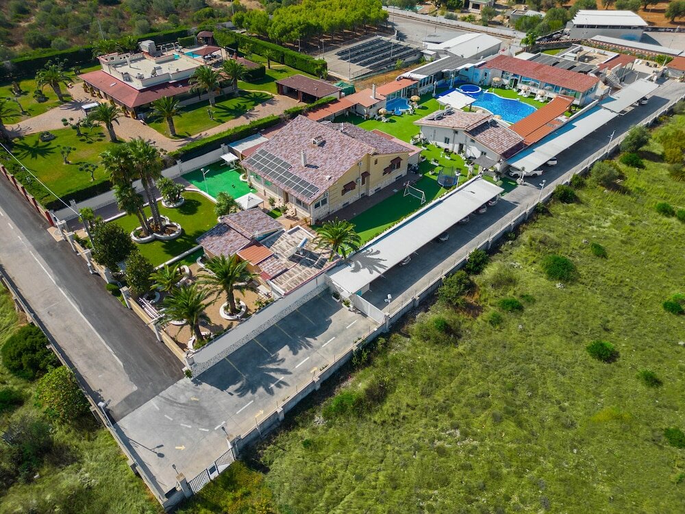 Фото отеля 3