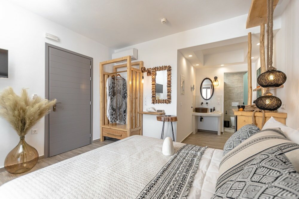 Фото Naxos Contelibro