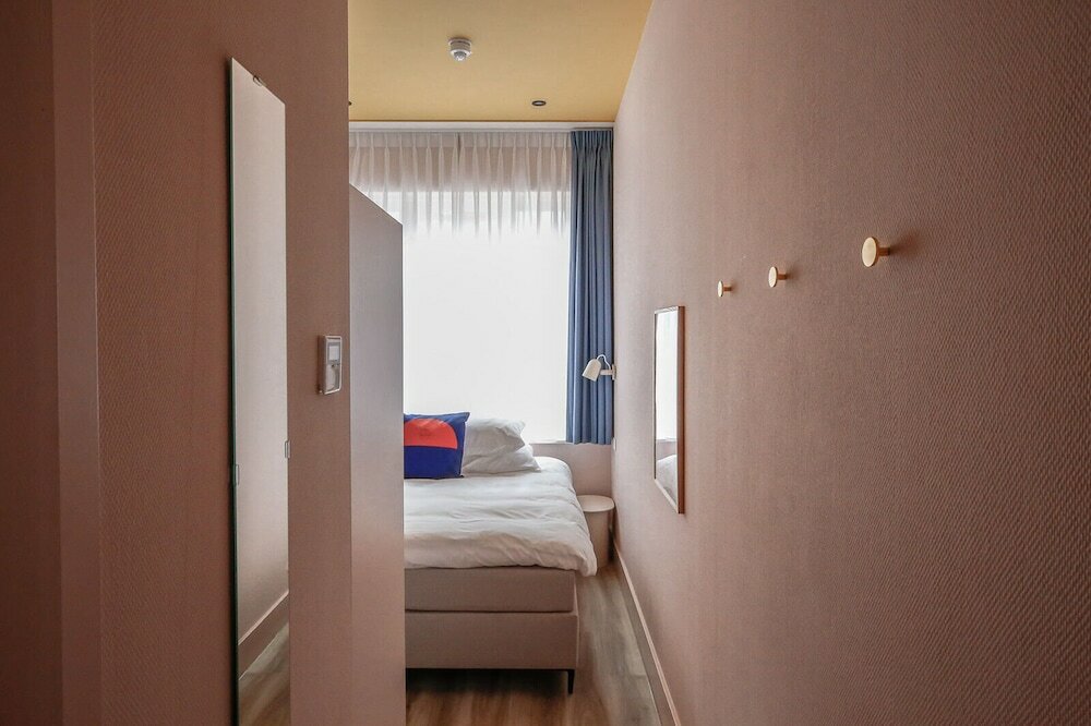 Фото Hotel Bries Den Haag Scheveningen