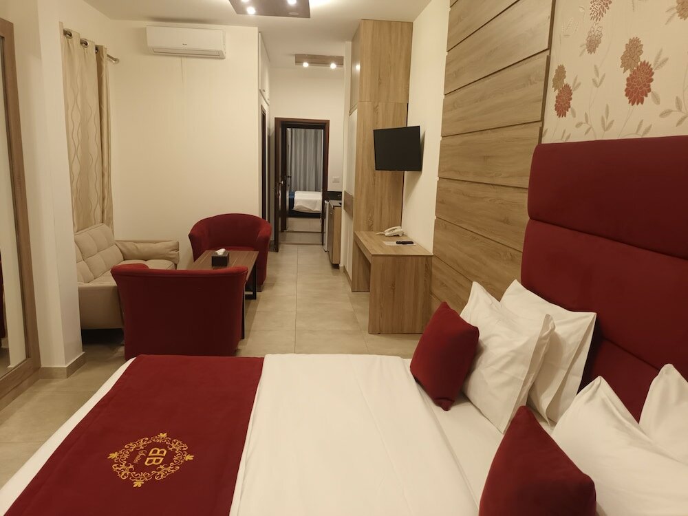 Фото Batroun Boutique suite