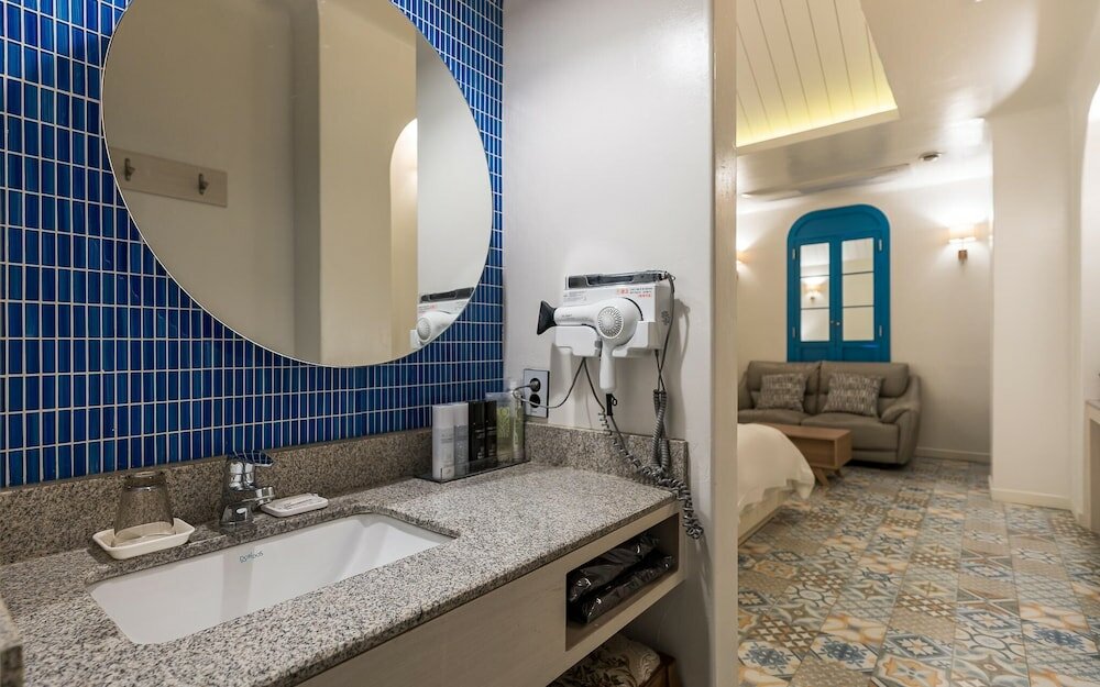 Фото Yongin Singal Meriel