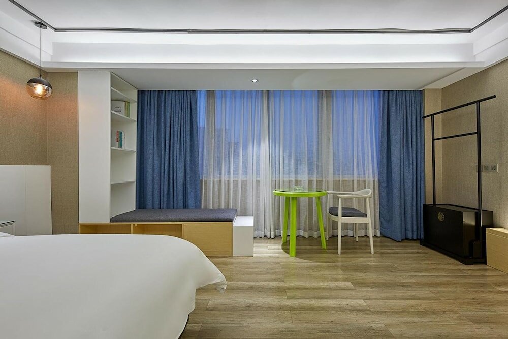 Фото Kaiserdom Hotel Huanshi East Road