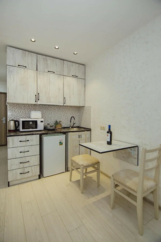 Фото Прекрасная студия в Батуми с выходом на крышу здания