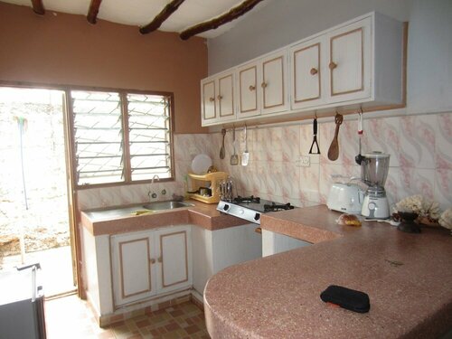 Гостиница Delina Cottage Diani
