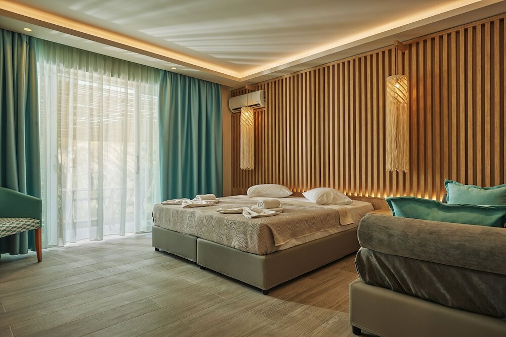 Фото Отель Iniochos