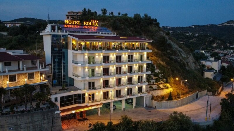 Гостиница Hotel Rolex во Влёре