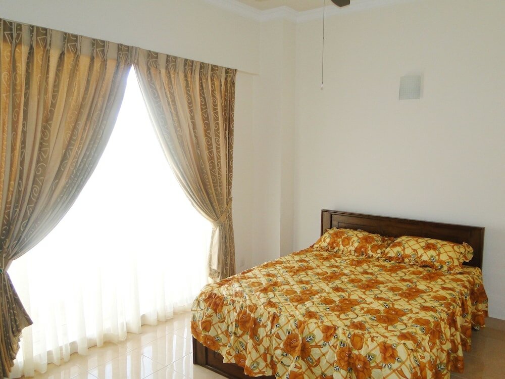 Фото Brama Servizez - Capital Park