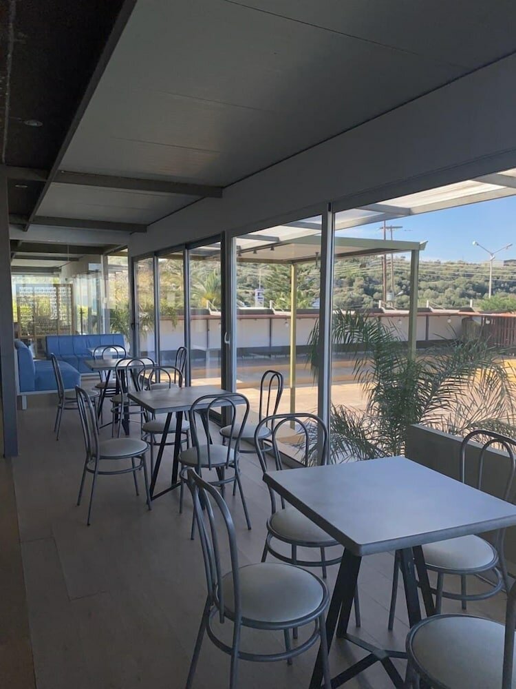 Фото Sozos Inn Hotel