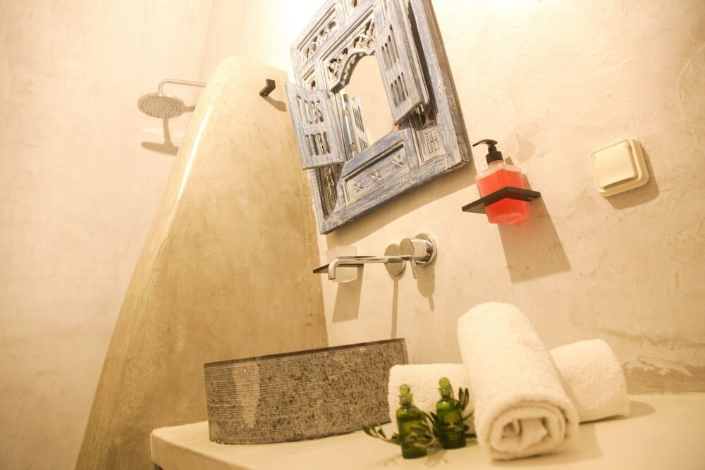 Фото My Bozer Cave Villa