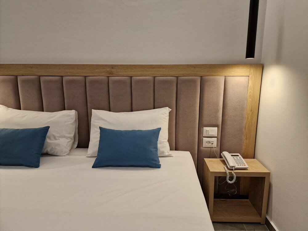 Фото Monel Hotel