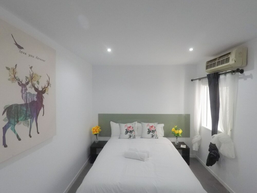 Фото A&z Frailes - Auto check-in property