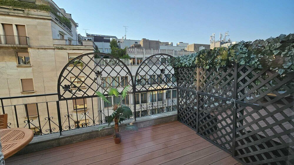 Фото Heart Milan Apartments Duomo District