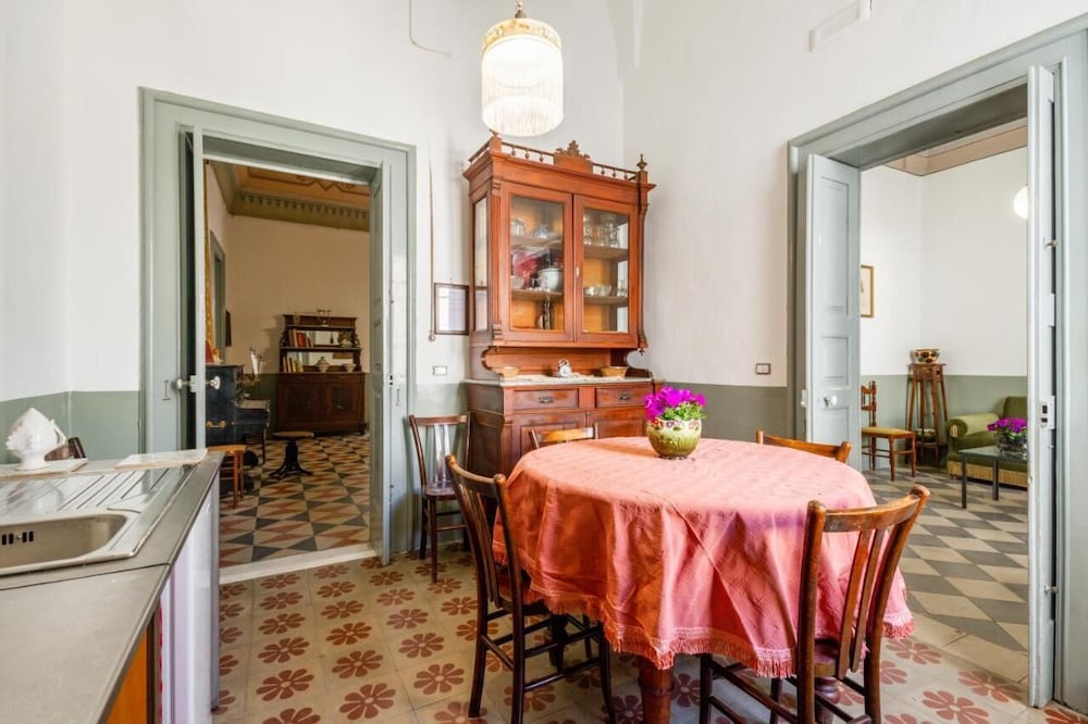 Фото Domus Perrone Liberty Flat