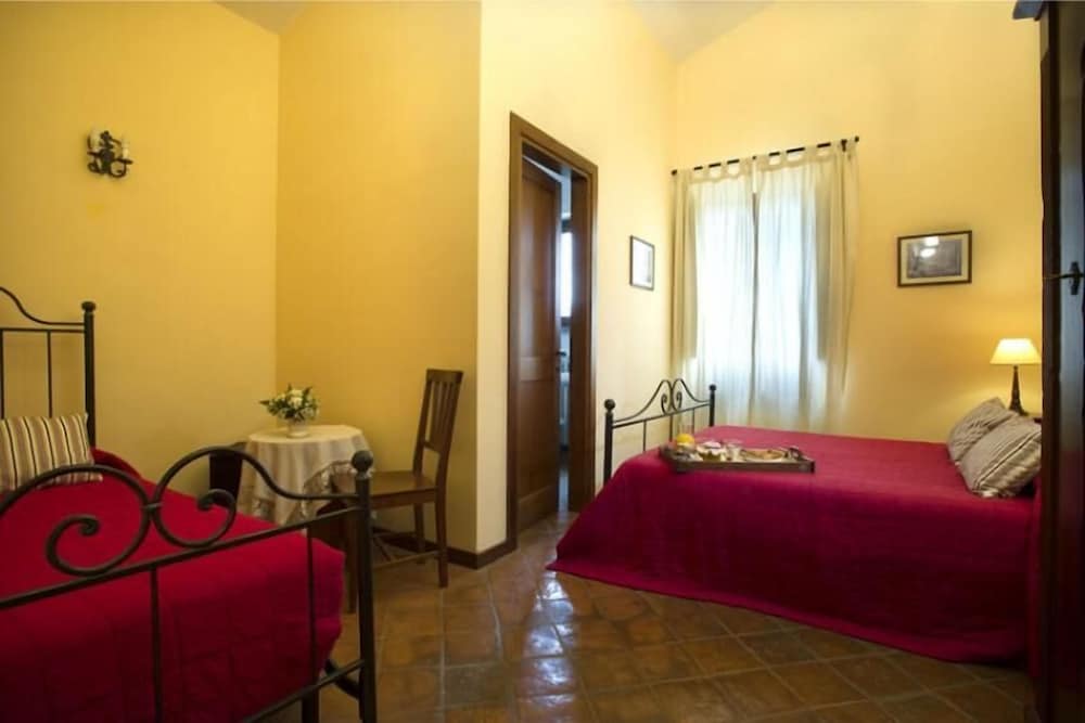 Фото La Polledrara Relais di Campagna