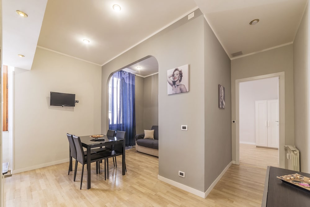 Фото Vittorio Emanuele Apartment