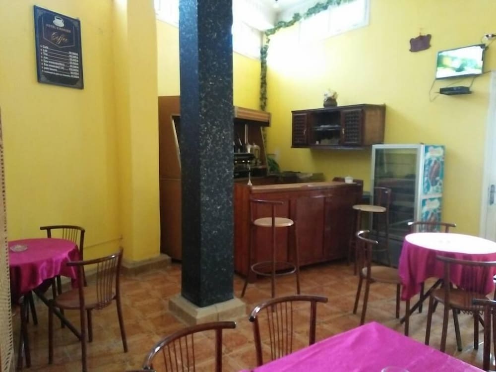 Фото Hôtel le V. Rocher