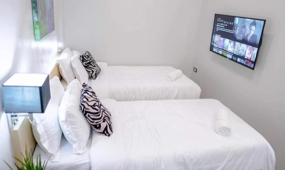 Фото Radlett Residences