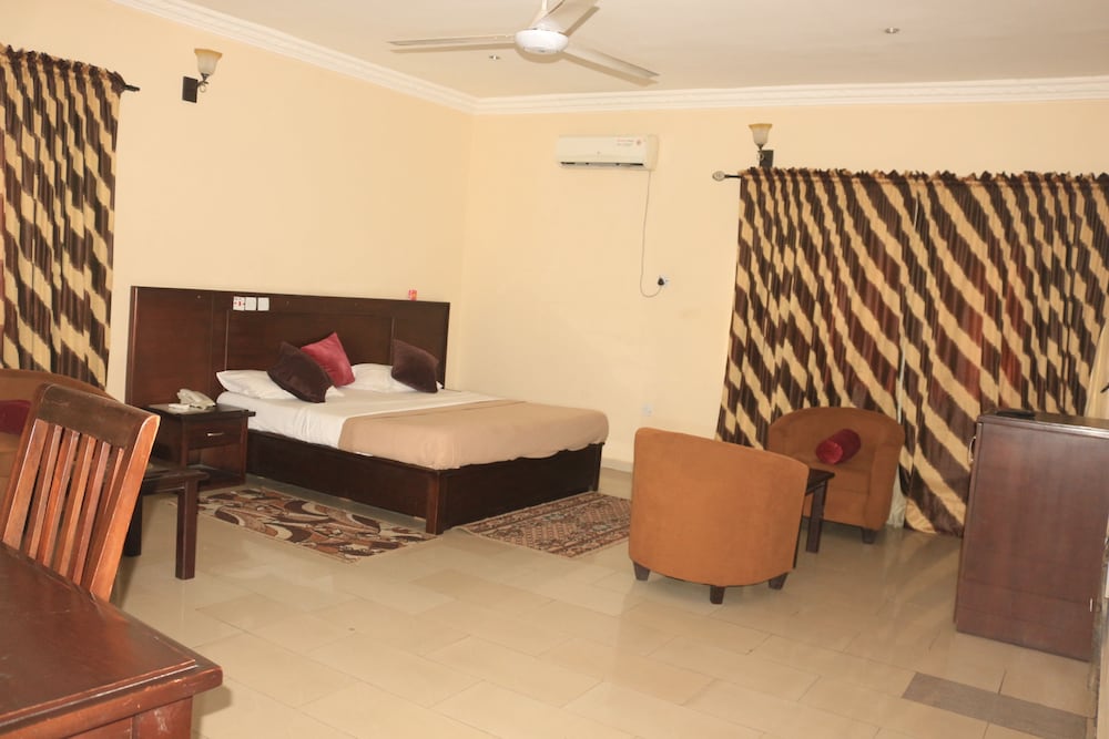 Фото Liz Ani Hotel Annex