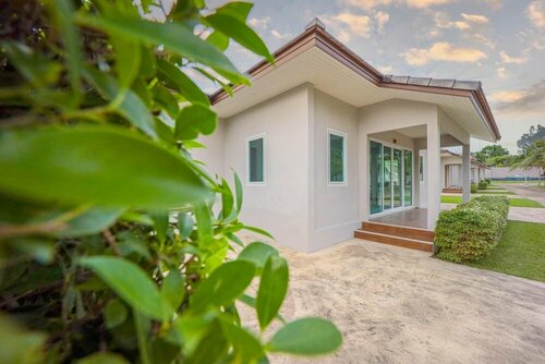 Гостиница Akard Private Villas Sattahip в Саттахипе