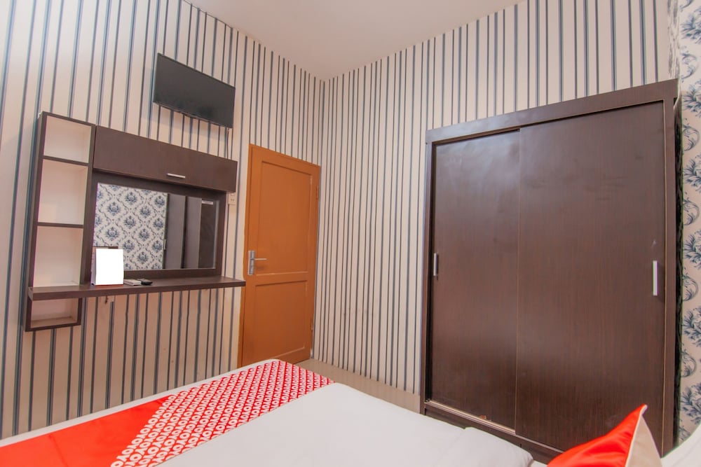 Фото Oyo 2310 Residence 68