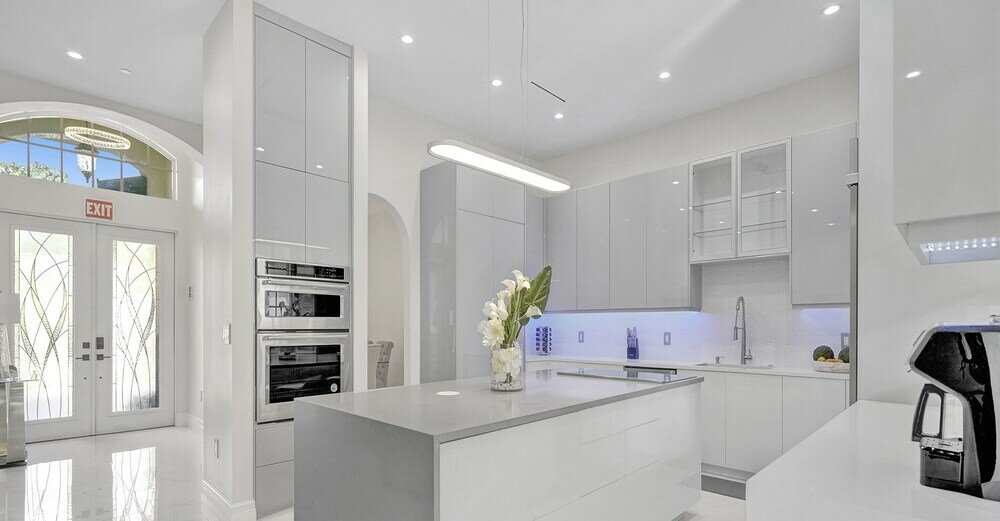 Фото Casa Nobu Modern 6br w Pool & Gameroom