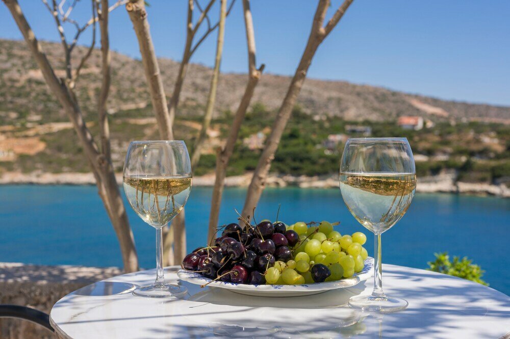 Фото Cap Bleu Seafront Holiday Home