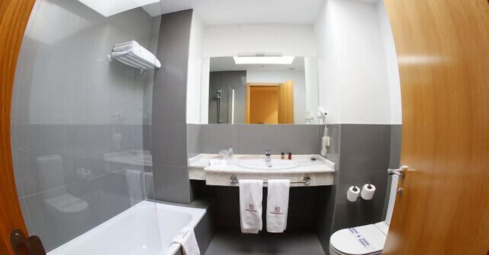 Фото Hotel Colón Tuy