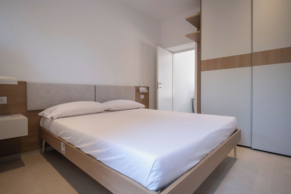 Фото Nautika Suites