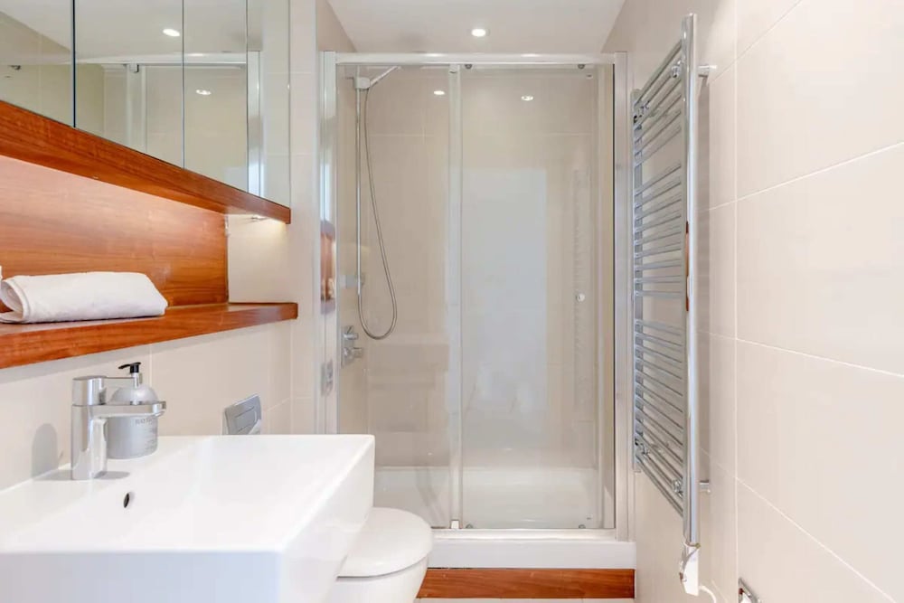 Фото 2bd Flat Overlooking the River Thames! - Greenwich