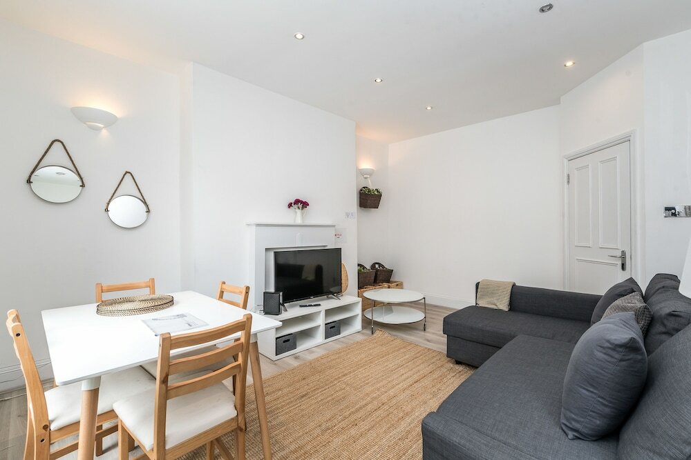 Фото Goodge Street by Allô Housing