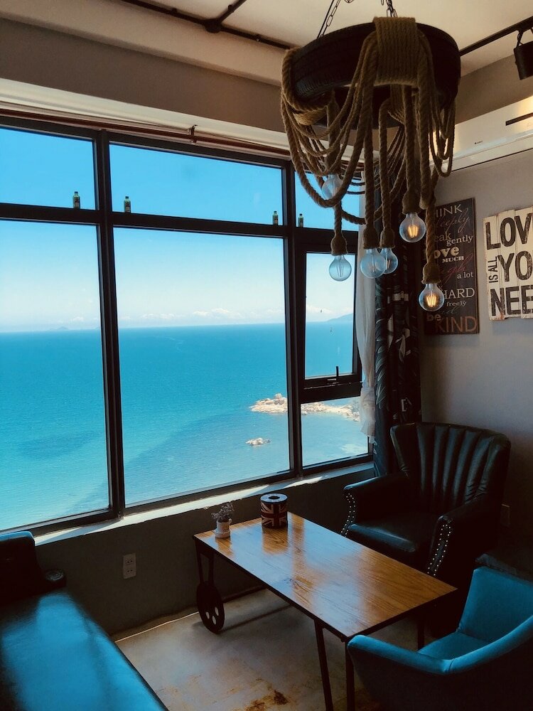 Фото Snail 360° Ocean View Apartment Hotel