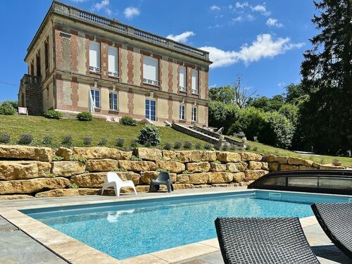 Гостиница Demeure de la Garenne в Эперне