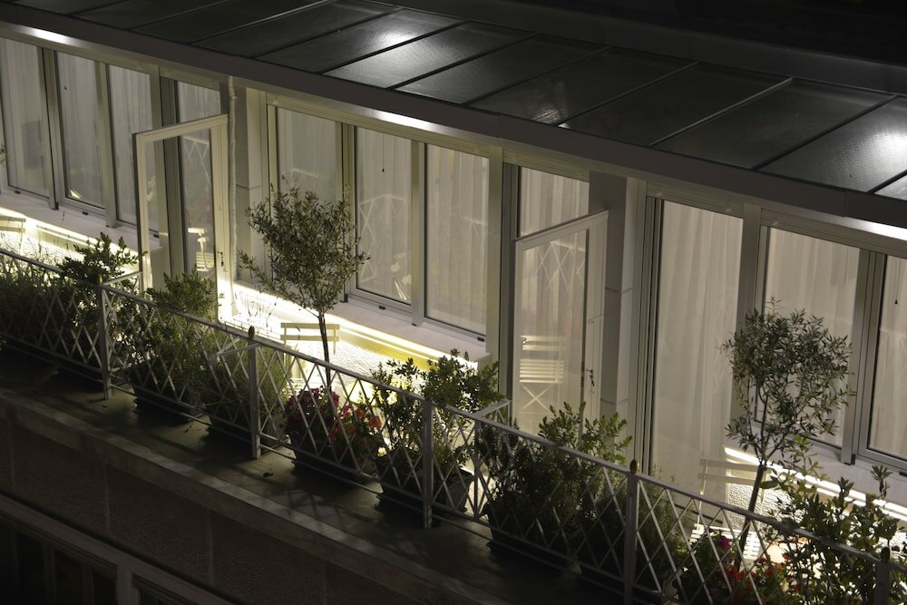 Фото Athenian Sensations Apartments & Suites