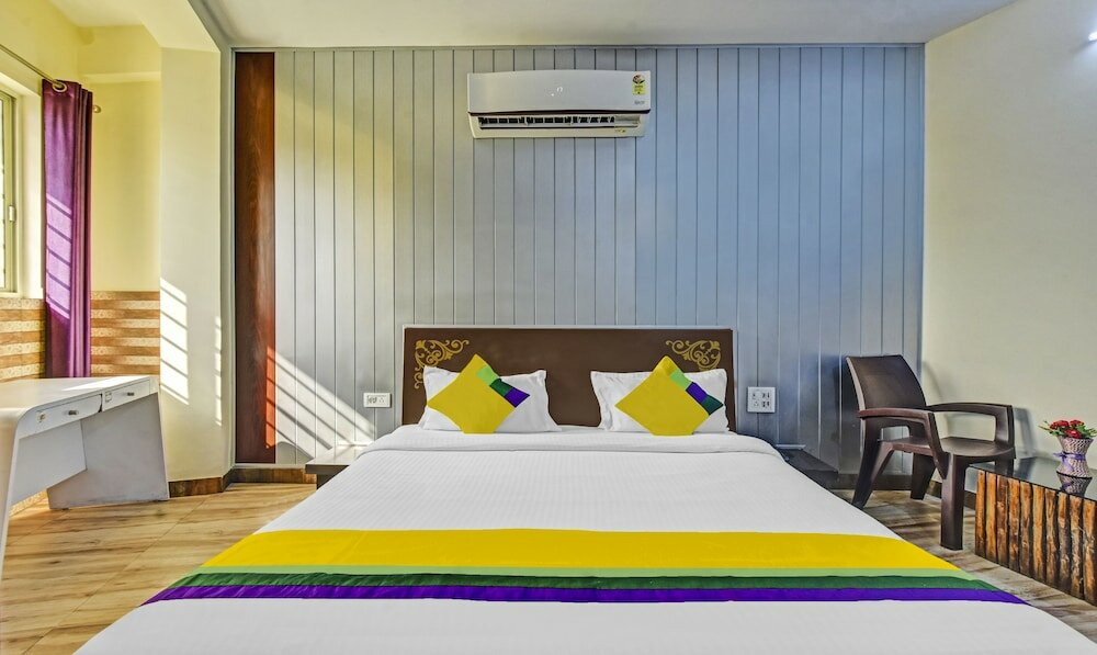 Фото Itsy by Treebo - Krishna Heights