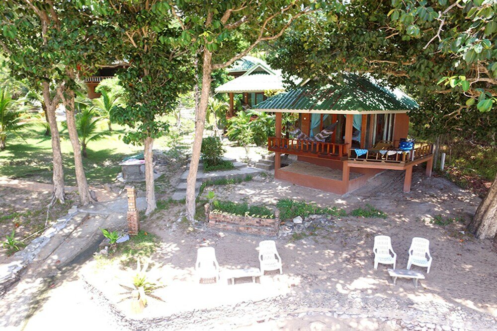 Фото Chomjan Beach Resort