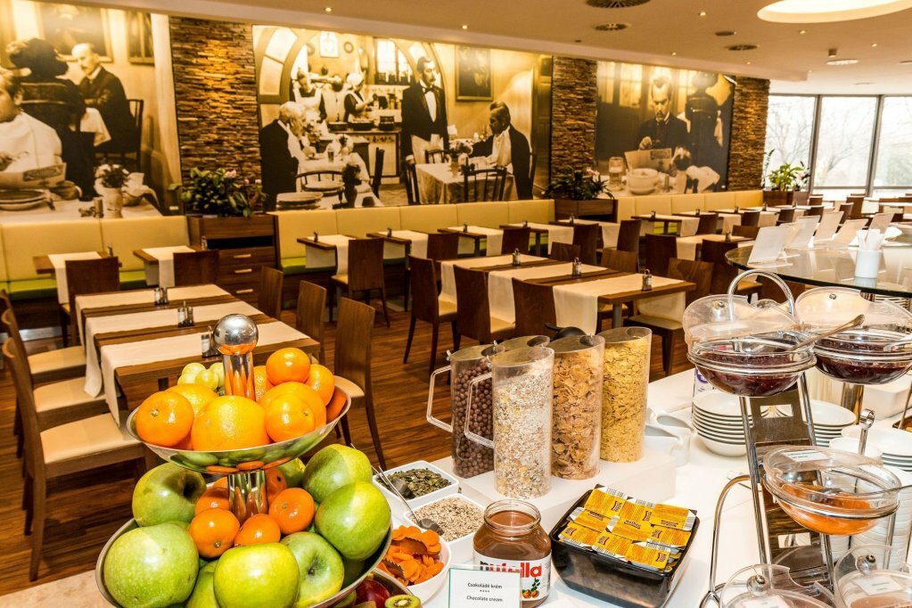 Фото Holiday Inn Budapest-Budaors, an Ihg Hotel