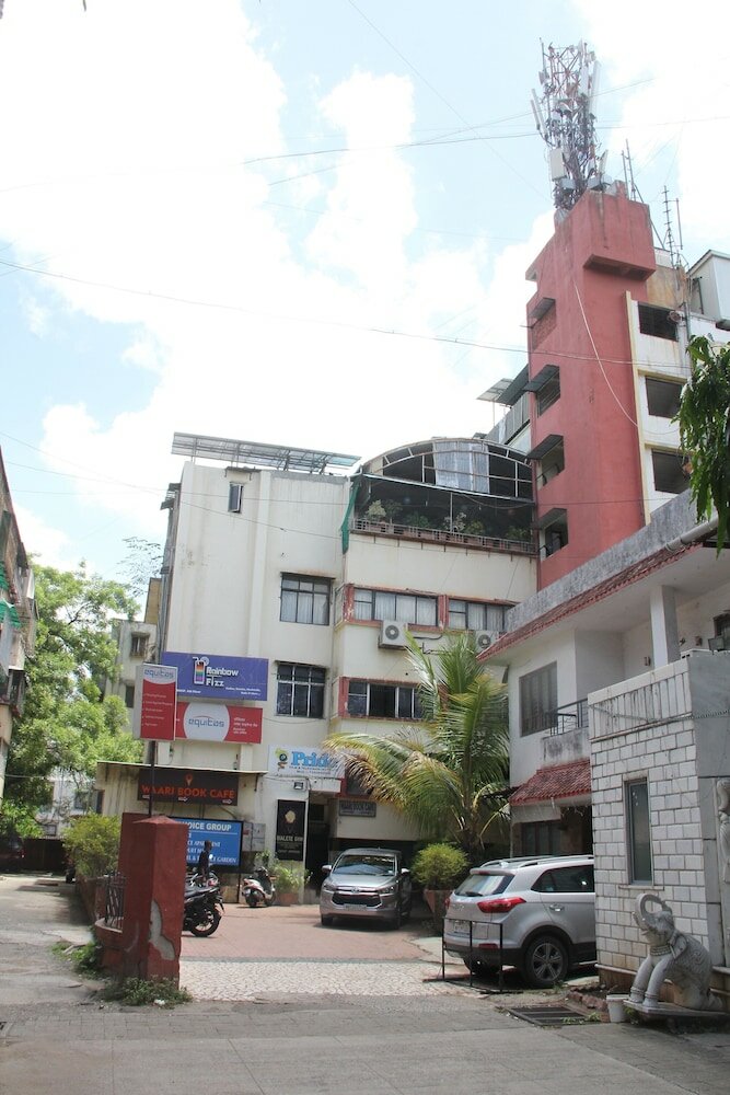 Фото отеля 2