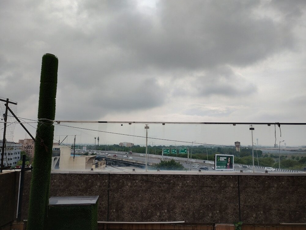 Фото Hotel Wti Airport